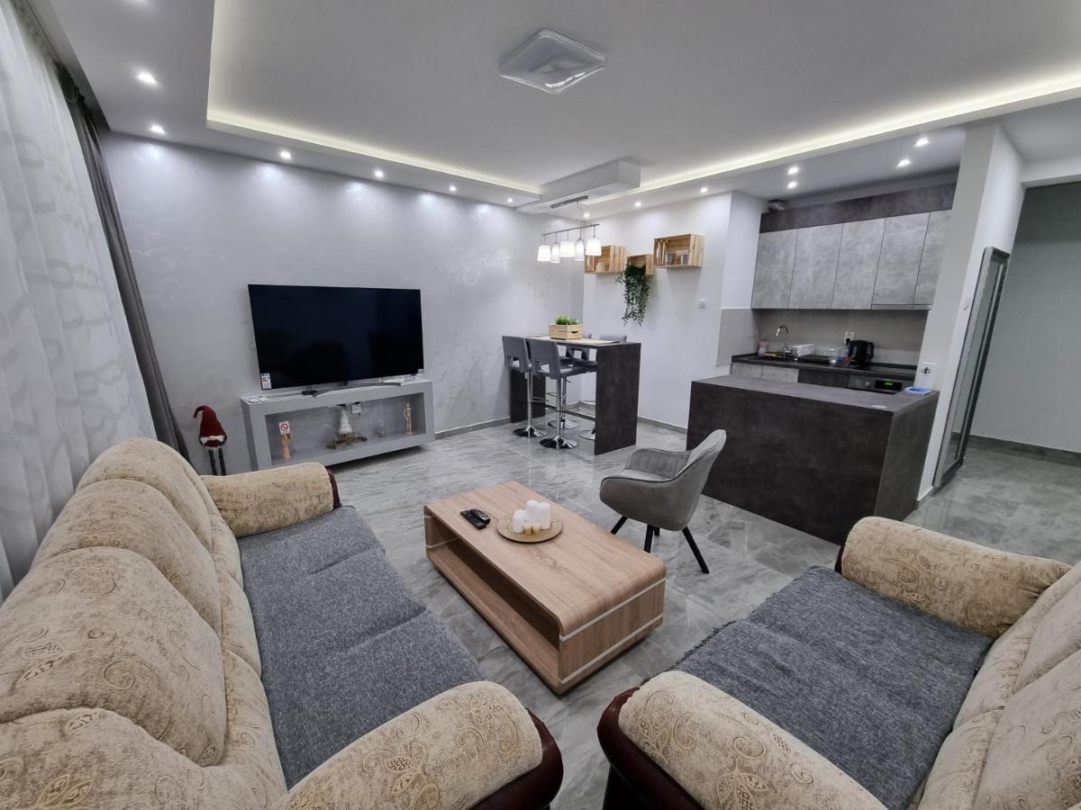 306 Apartman ซูโบติกา ภายนอก รูปภาพ